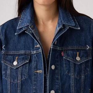 Levi's Dark Blue Wash Original Trucker Denim Jacket Medium